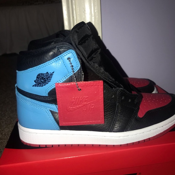 Nike Shoes - Air Jordan 1 UNC to Chicago 7 women’s / 5.5 Boys